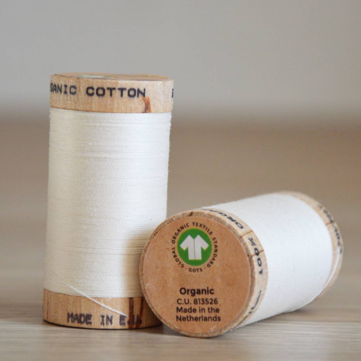 Bio-Baumwolle Nähgarn 274 m (GOTS) | 4801 cremeweiß